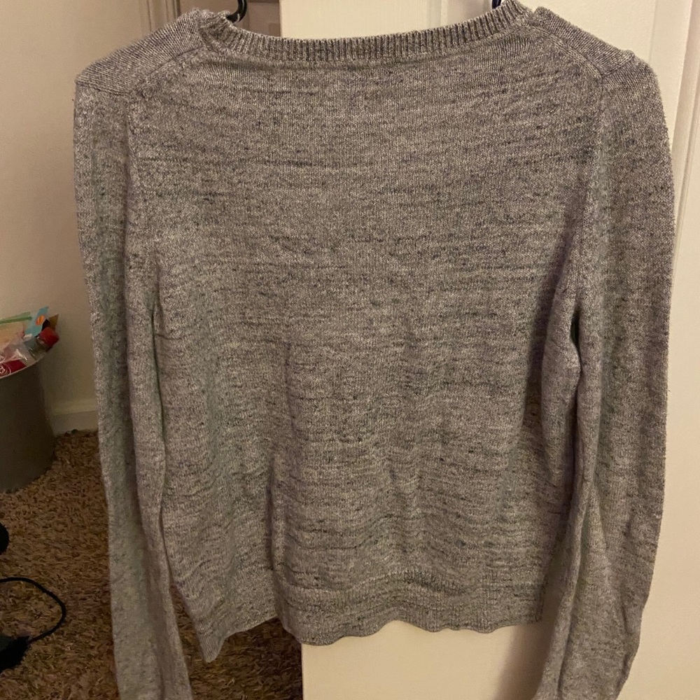 sweater - Picture 2 of 3
